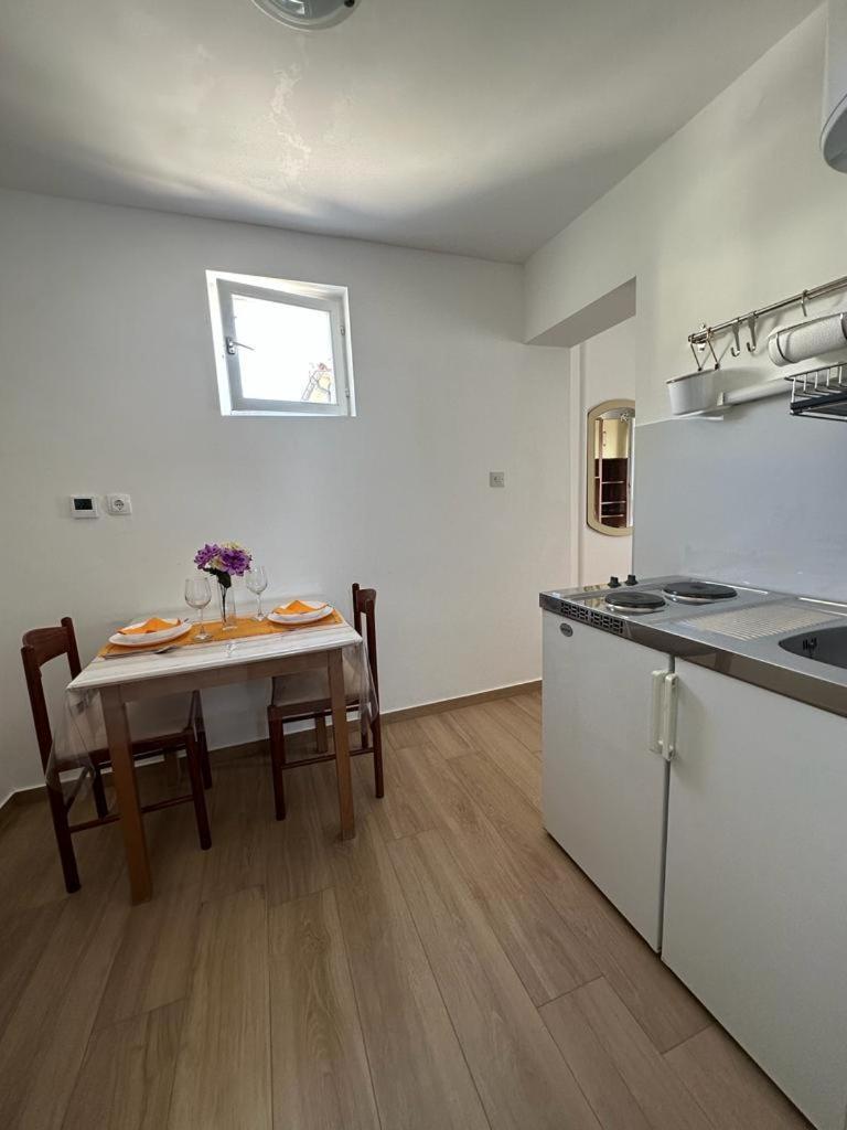 Morosini Apartments Биоград-на-Мору Экстерьер фото